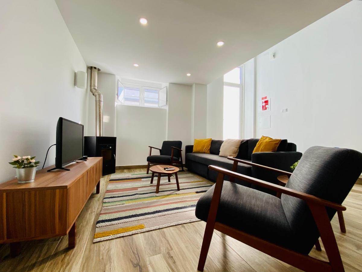Tia Anica House I - Apartment With Terrace In Central Fuseta Beach Village Exteriör bild