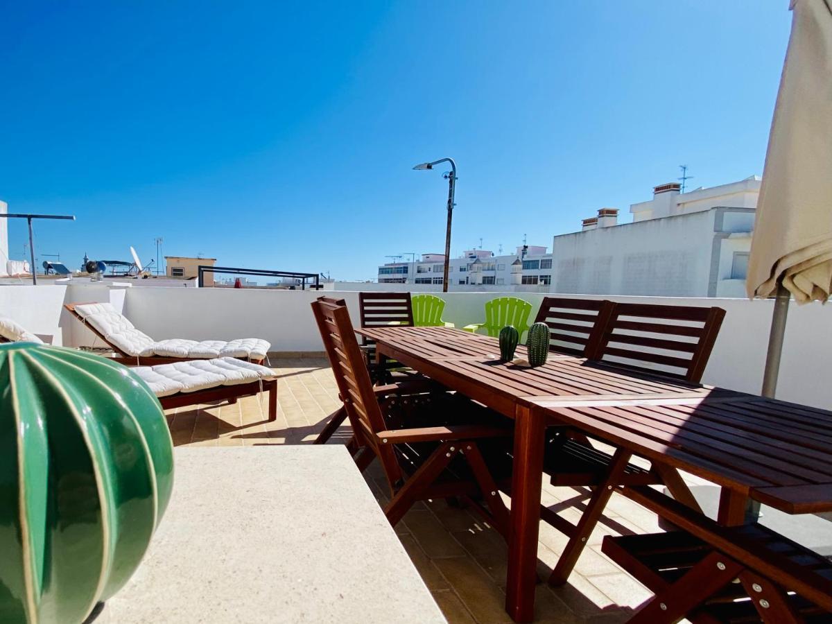 Tia Anica House I - Apartment With Terrace In Central Fuseta Beach Village Exteriör bild