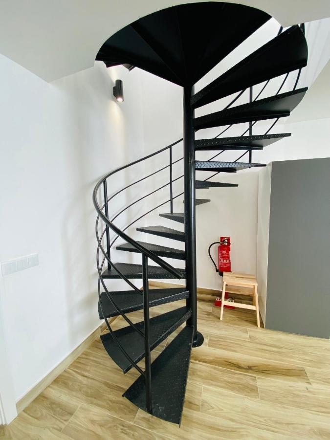 Tia Anica House I - Apartment With Terrace In Central Fuseta Beach Village Exteriör bild